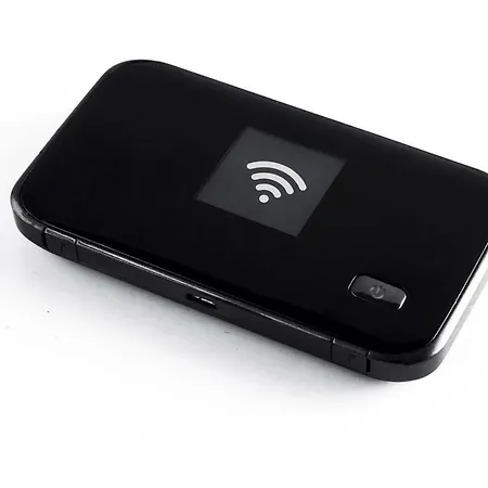 Fiumelatte Sleeps 4 Wifi 아파트